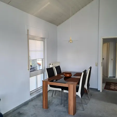 Gemuetliches Gaestehaus In Ruhiger Waldlage Nyaraló *