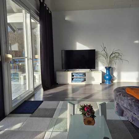 Gemuetliches Gaestehaus In Ruhiger Waldlage Semesterbostad *